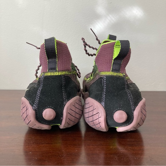 Nike ISPA 9.5 - Picture 3 of 9